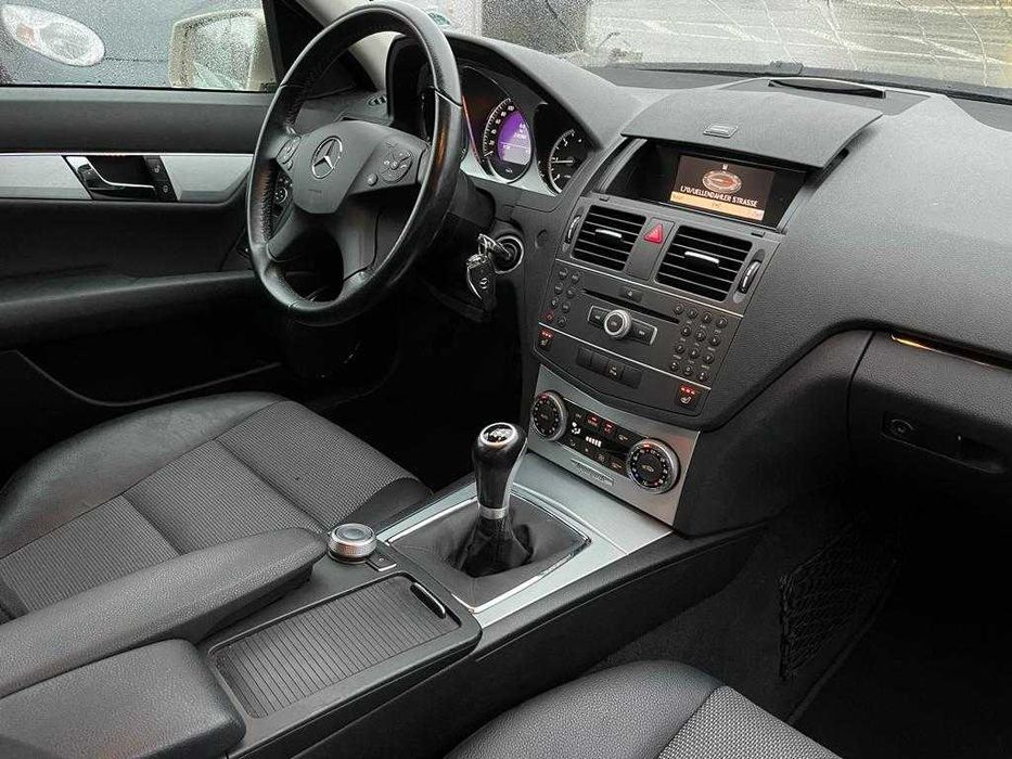 Mercedes C220 Advantagard 208 cv