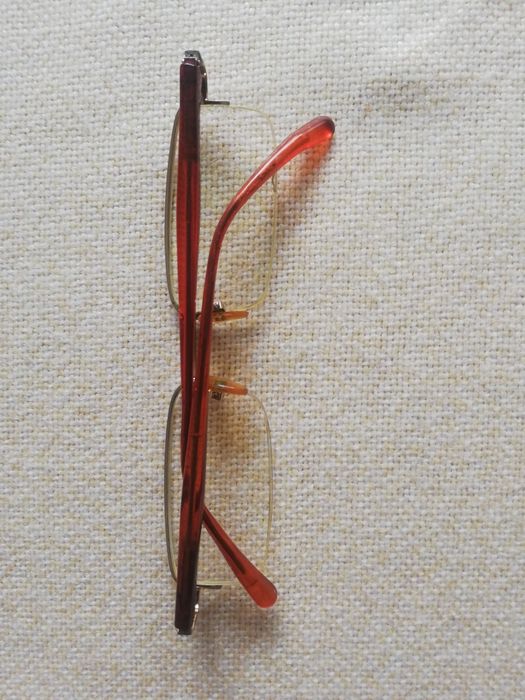 Okulary korekcyjne - 0,25 do dali.