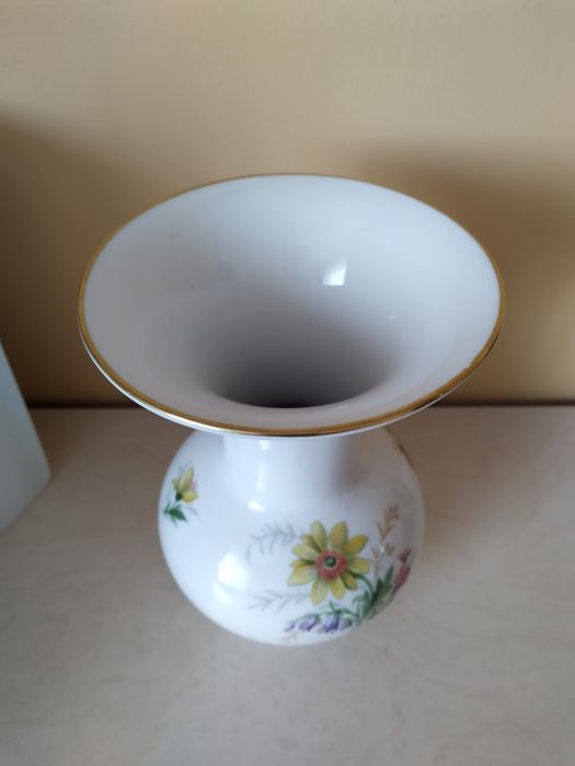 Wazon porcelanowy  WEIMAR PORZELLAIN seria Christa