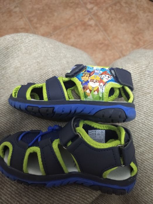 Sandálias da Patrulha Pata tamanho 25
