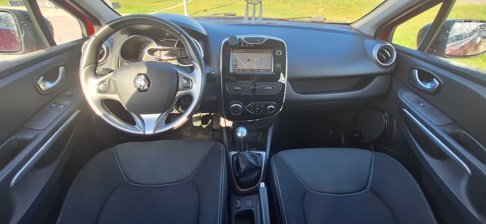 RENAULT CLIO versão 1.5 Diesel 90cv – Poucos Kms