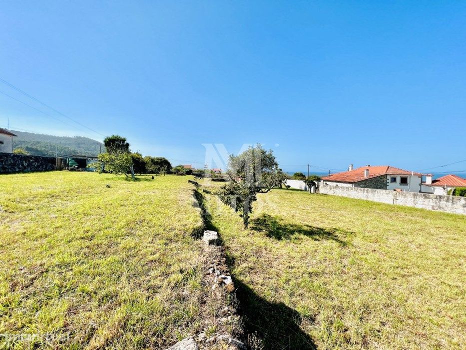 Construction Plot for Sale in Areosa, Viana do Castelo