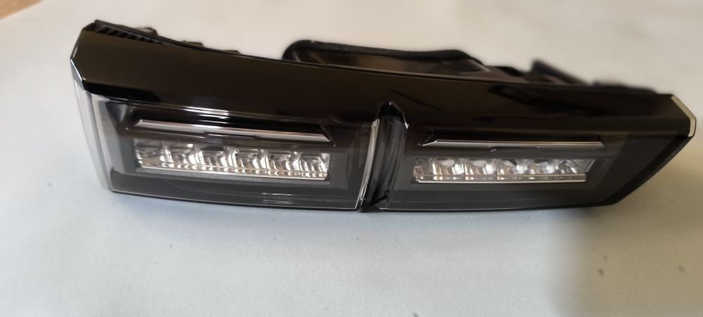 Farolims trás mala Peugeot 308