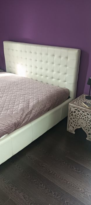 Cama casal com colchão
