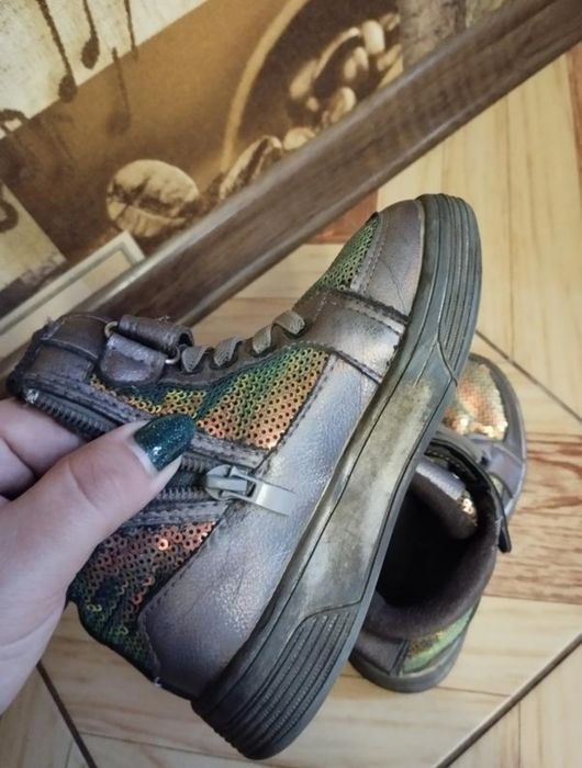 Ботіночки для дівчинки