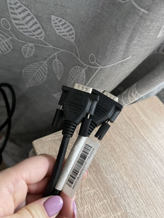 Продам сенсорний монітор LG