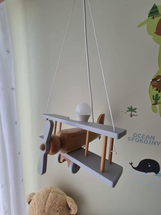 Lampa sufitowa - samolot drewniany.