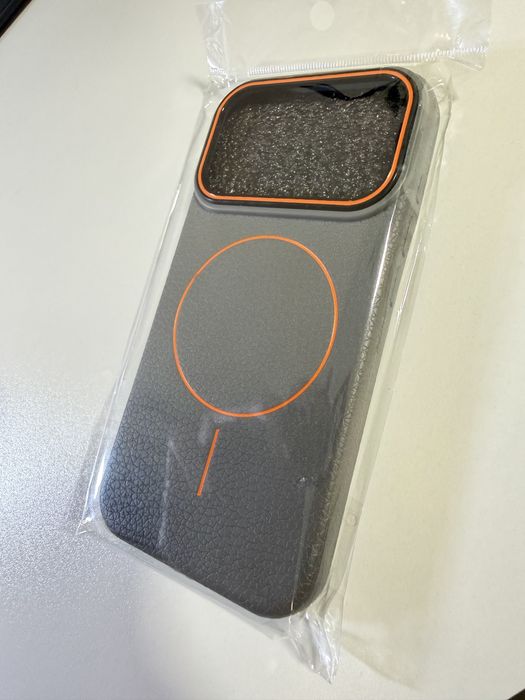 Чехол iPhone 17 pro