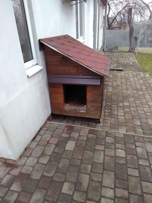 Продам будку для собаки