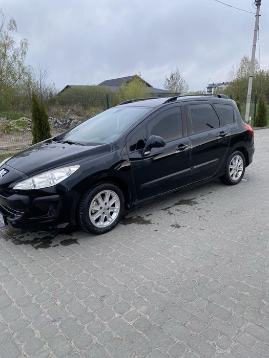 Peugeot 308 в хорошому стані