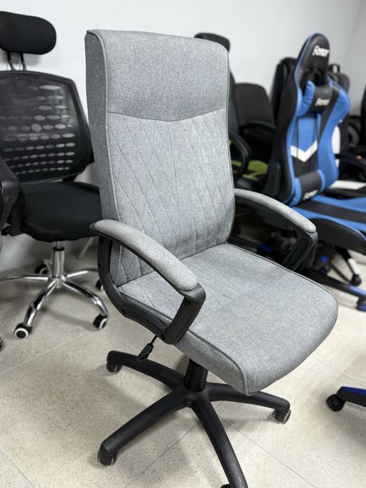 Крісло офісне з Європи