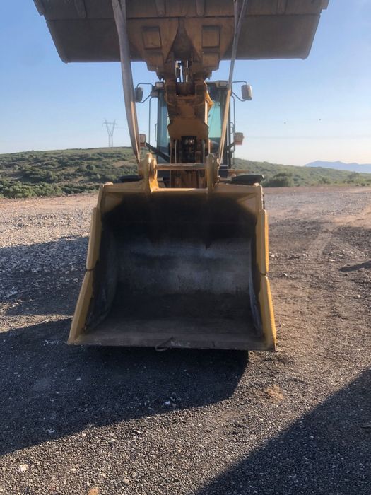 Vendo  balde reforçado para pedra de giratorias de 40 a 60 tons