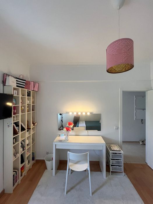 Móveis quarto, penteadeira, cadeira, espelho, luz, móvel de perfumes