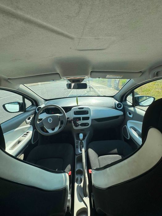 Renault Zoe 41KW (Bateria Própria, 350KM Autonomia)