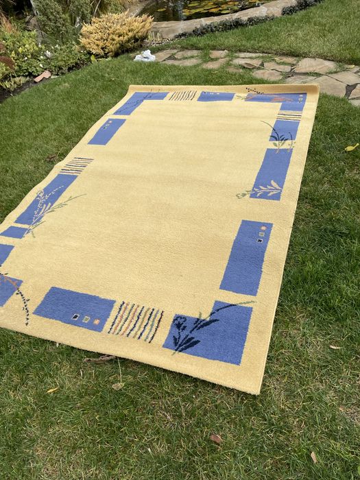 Продам ковер! В хорошем состоянии!