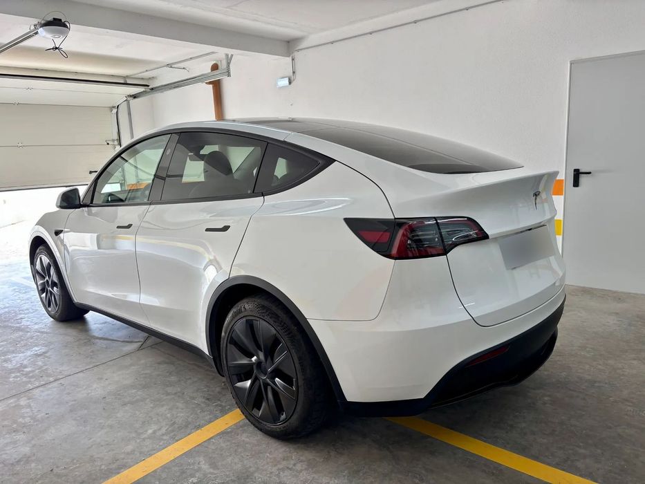 Tesla Model Y Tração Traseira