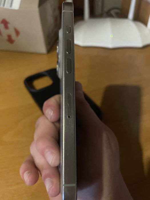 Продам Apple 15 Pro