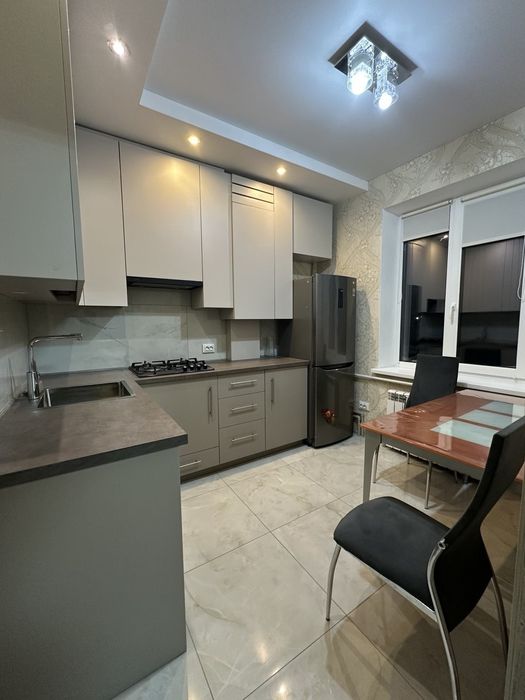 Здам 1 кімнату кв. в районі пр. Івана Мазепи.