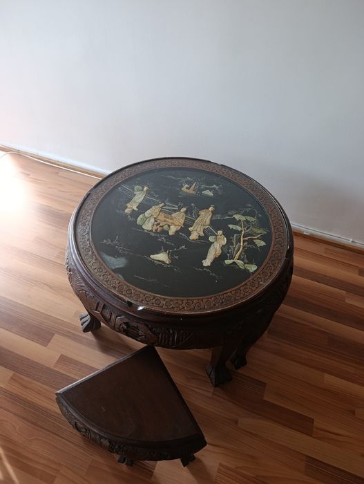 Conjunto de Mobiliário de Luxo - Estilo Oriental e Clássico (Móvel Bar