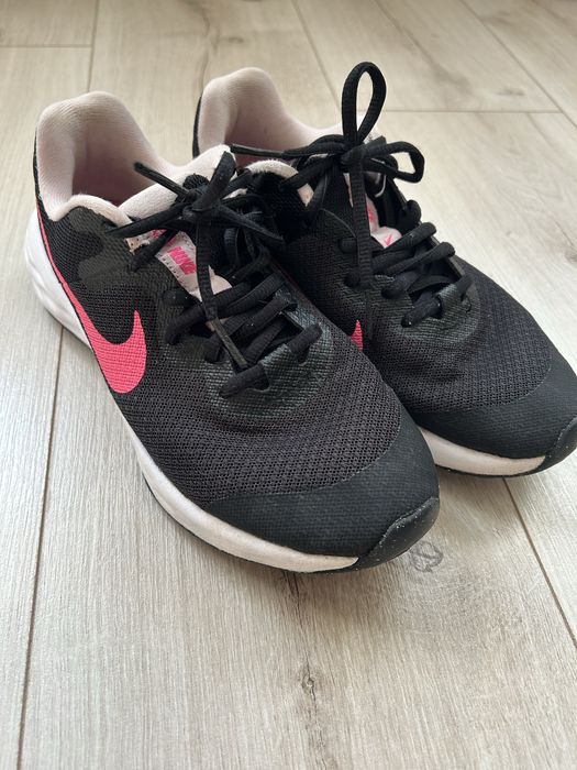 Оригінальні кросівки  Nike 34 р