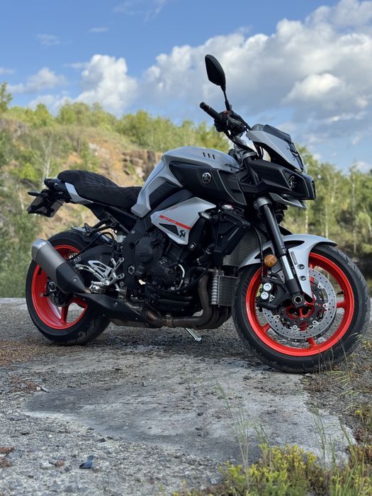 YAMAHA MT10 (fz10) 163к.с.