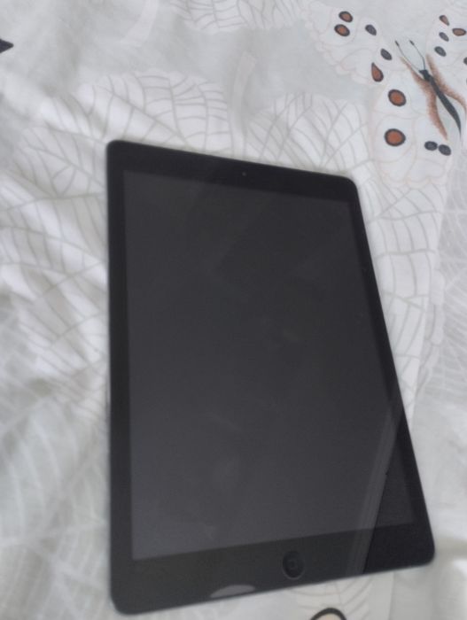 Планшет iPad       .