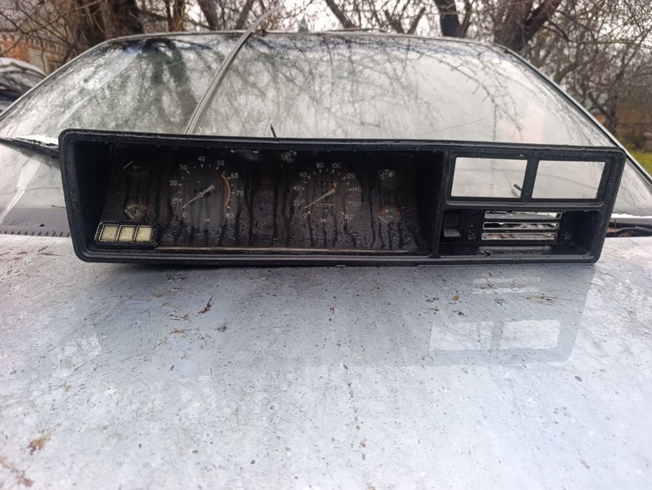 Панель приладів ваз 2107