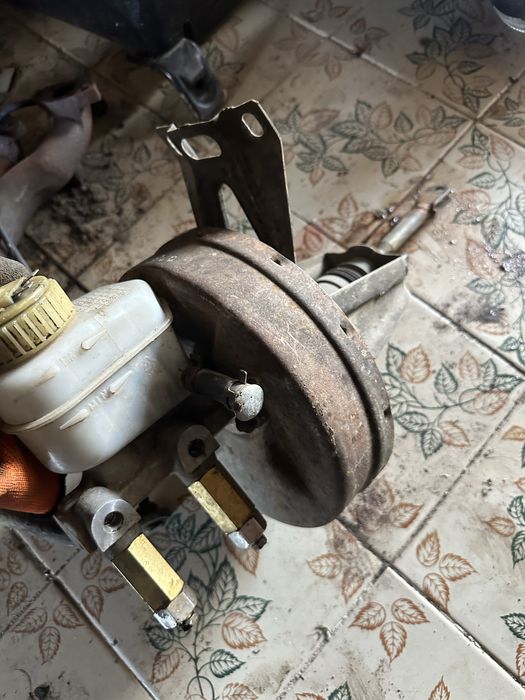 Вакуумный усилитель тормозов вакуумник опель кадет аскона