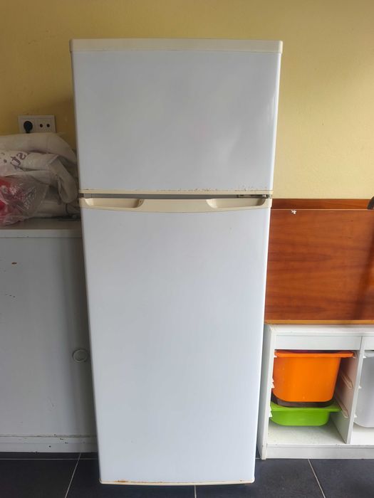 Frigorífico em boas condições