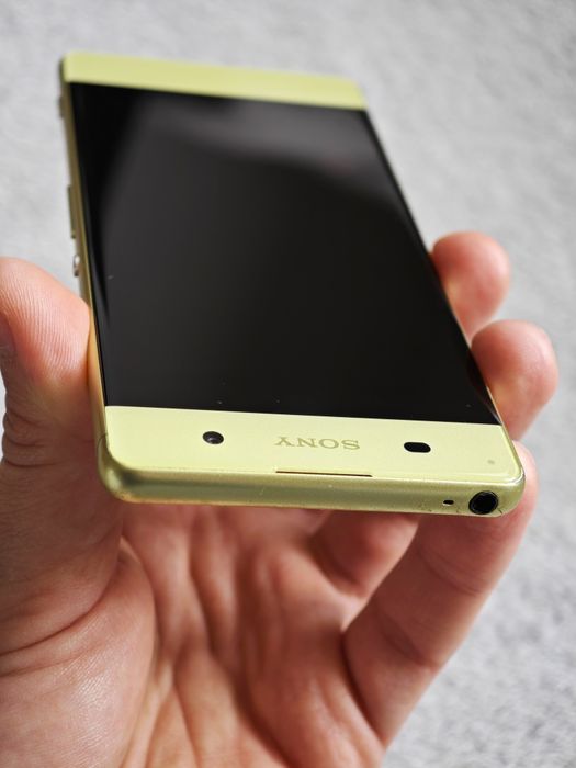 Смартфон Sony F3115: 650 грн. - Мобільні телефони / смартфони Київ на Olx