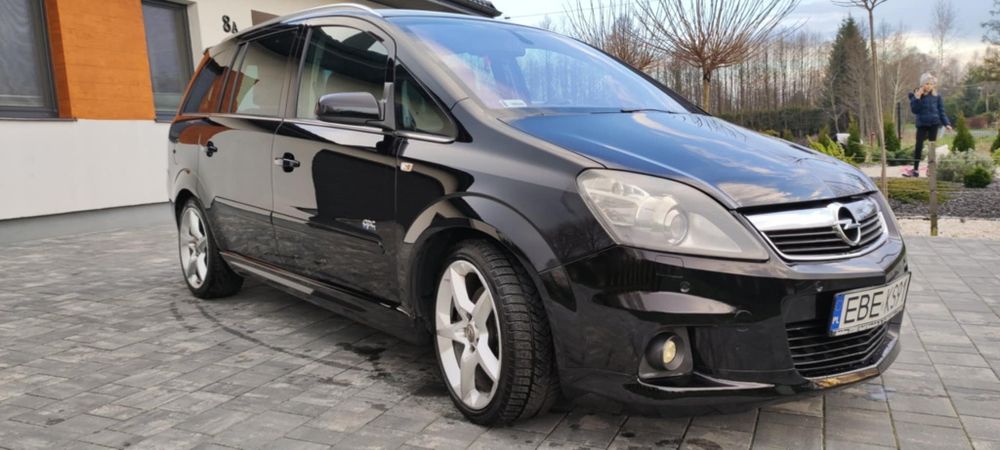 Opel Zafira B OPC LINE