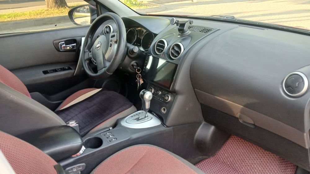 Продам Nissan Qashqai 2,0