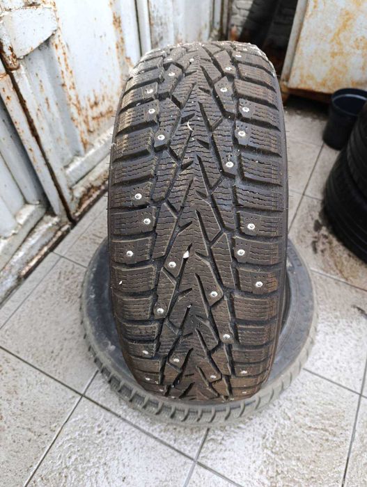 Продам шиповані шини Nokian  195/55 R15 та 185/55 R15