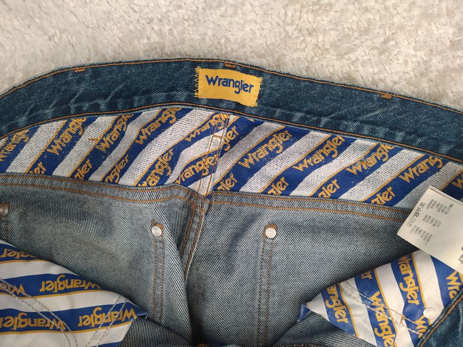 Nowe spodnie Wrangler  bez metek