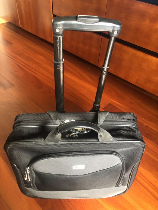 Laptop Trolley Bag425474865340108802