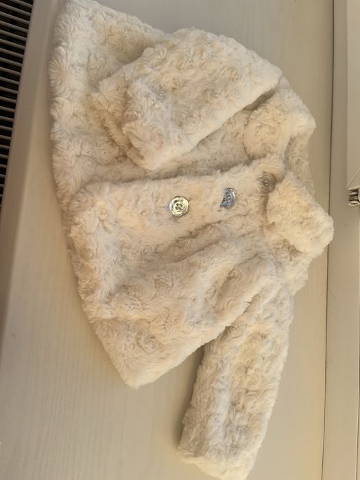 Шубка для дівчинки 9 місяців