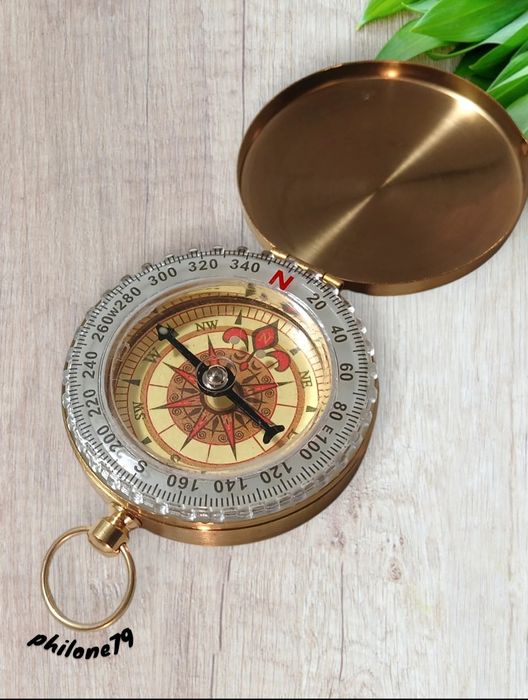 Bússola militar clássica em cobre banhado a ouro 14k