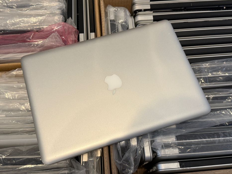 MacBook A1286 A1278 A1181 Matryca Płyta Klawiatura Topcase