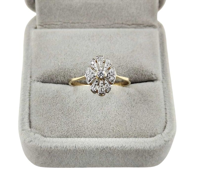 Śliczny złoty pierścionek cyrkonie 2,15g 585