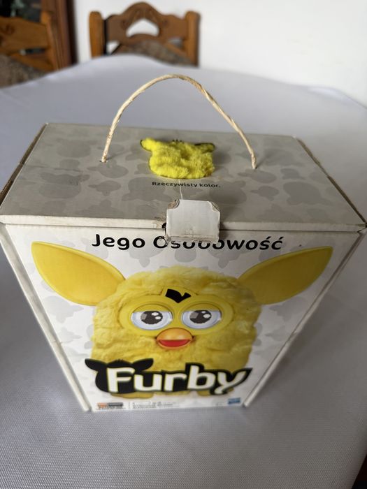 zabawka furby 2012