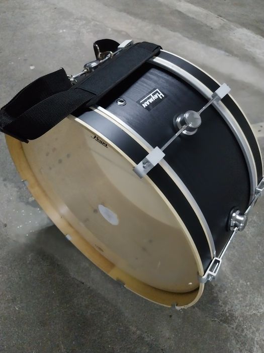 Vendo bombo impecavel