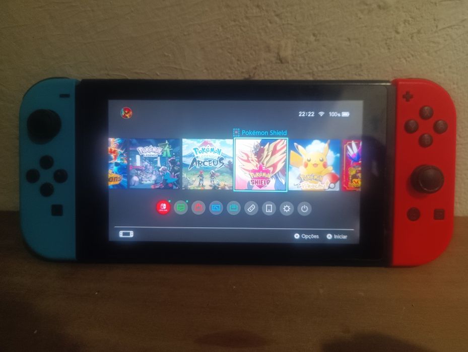 Nintendo switch V2 com muitos acessórios e jogos