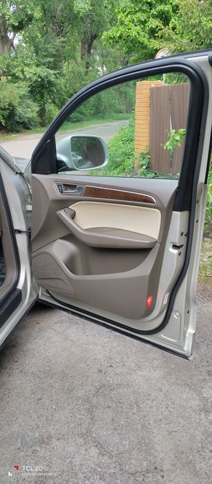 Продам Audi Q5 2015