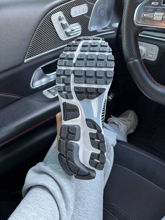 Кросівки Nike Zoom Vomero 5 Dark Grey Black White premium