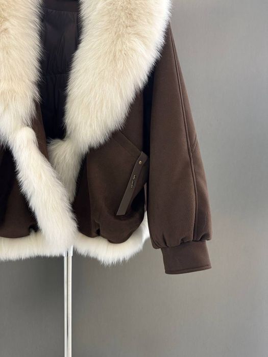 Бомбер miu miu натуральне хутро лисиці новий