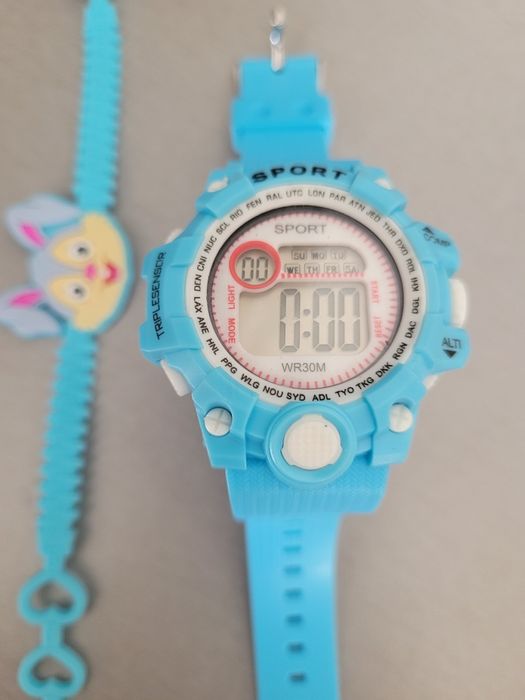 Zegarek z bransoletką