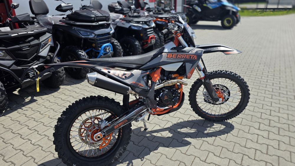 Cross Beretta 300cc raty na dowód