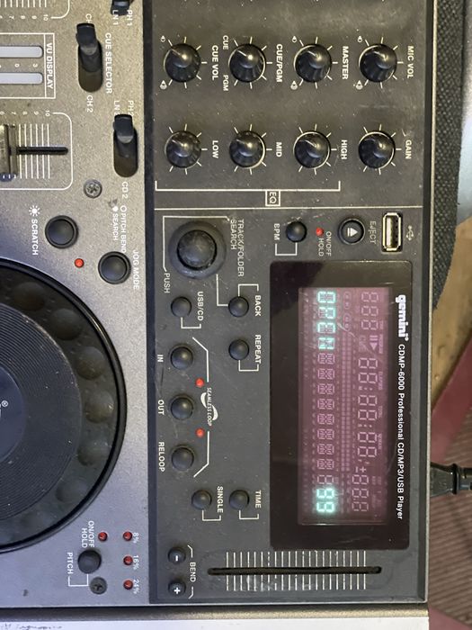 Dj mixer /gemini cdmp 6000