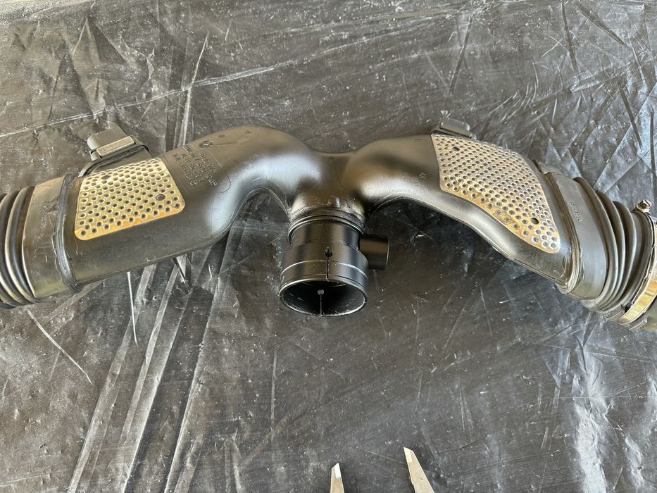 Реставрація Патрубок метелик павук чайка Mercedes 2.8 3.0 3.2 OM642