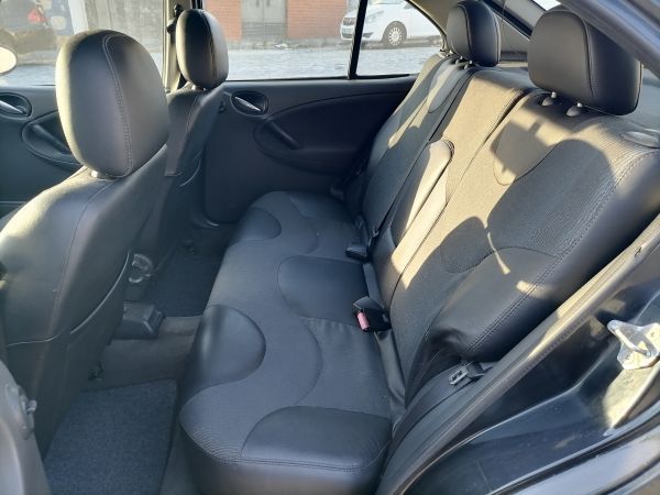 Para Peças Rover 25 Hatchback (Rf)